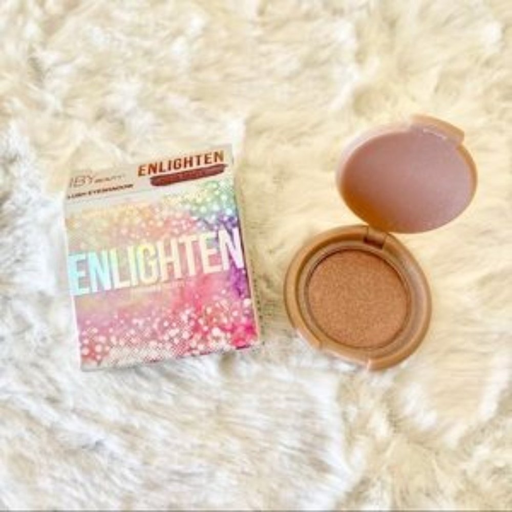 IBY BEAUTY - Lush Eyeshadow in Yoga Pants